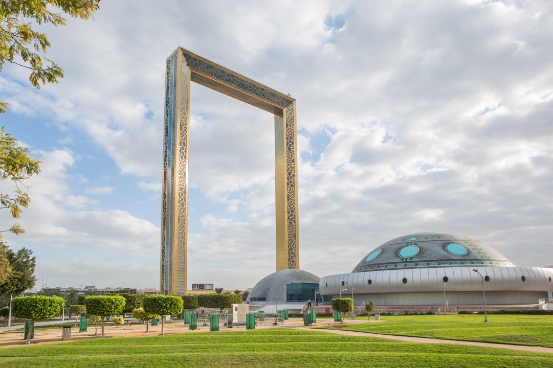 Dubai_Frame_011