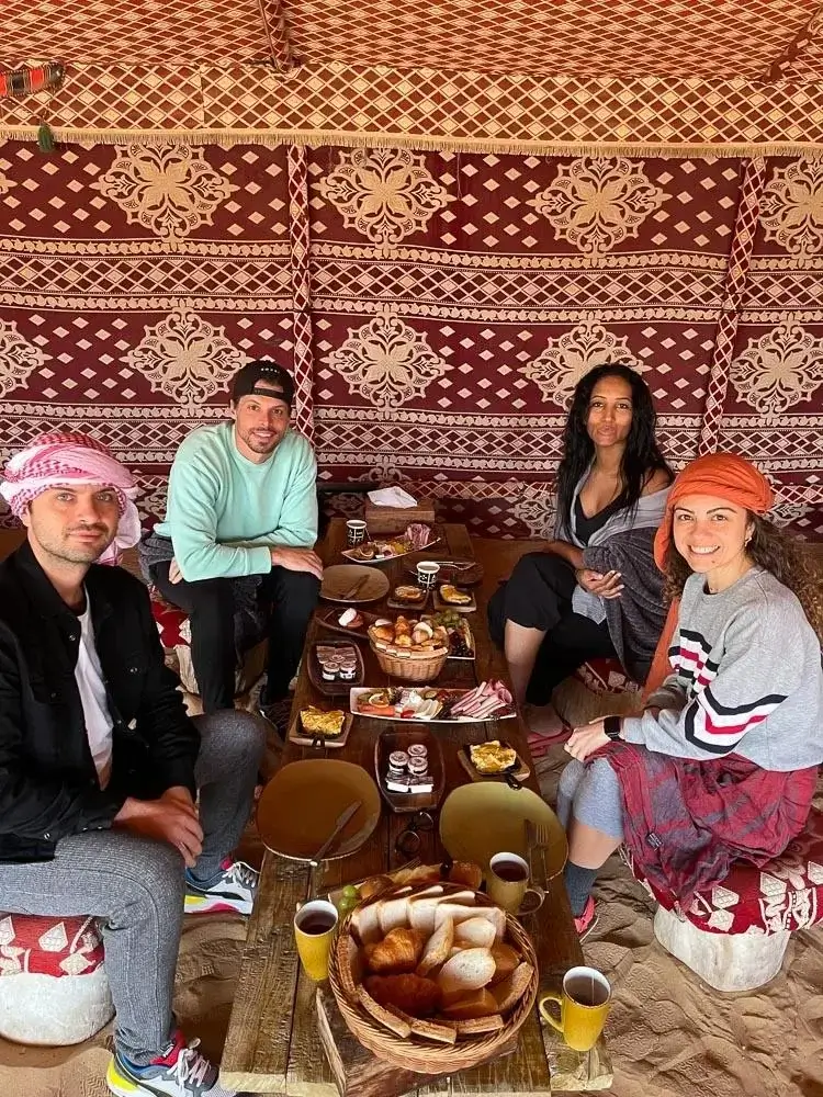 dubai_desert_safari_breakfast (1) (1)